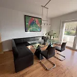 Ruhige, Zentrale 90 Qm In - Parkplatz Inklusive Apartman Bad Salzuflen