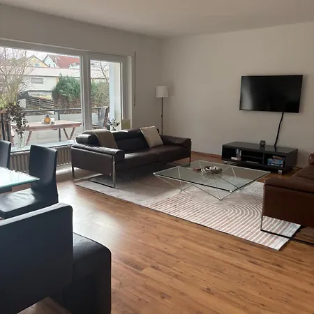 Ruhige, Zentrale 90 Qm In - Parkplatz Inklusive Apartmán Bad Salzuflen