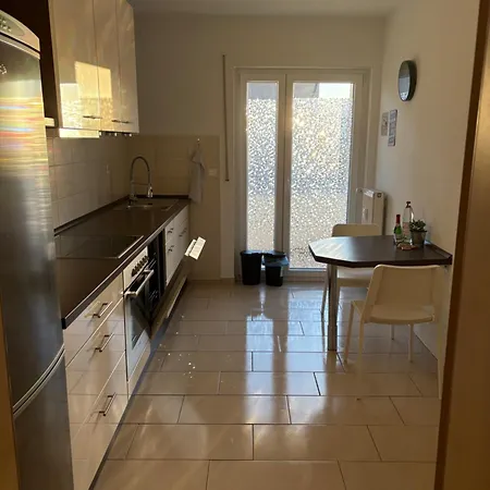 Ruhige, Zentrale 90 Qm In - Parkplatz Inklusive 바트잘츠우프렌