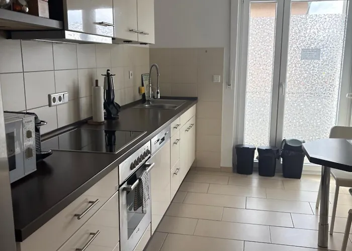 Ruhige, Zentrale 90 Qm In - Parkplatz Inklusive 아파트 바트잘츠우프렌