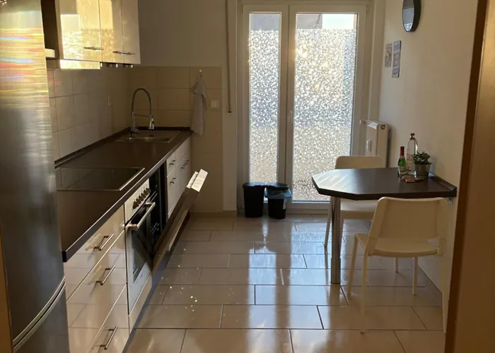 Ruhige, Zentrale 90 Qm In - Parkplatz Inklusive 바트잘츠우프렌