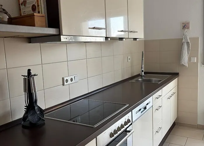 아파트 Ruhige, Zentrale 90 Qm In - Parkplatz Inklusive