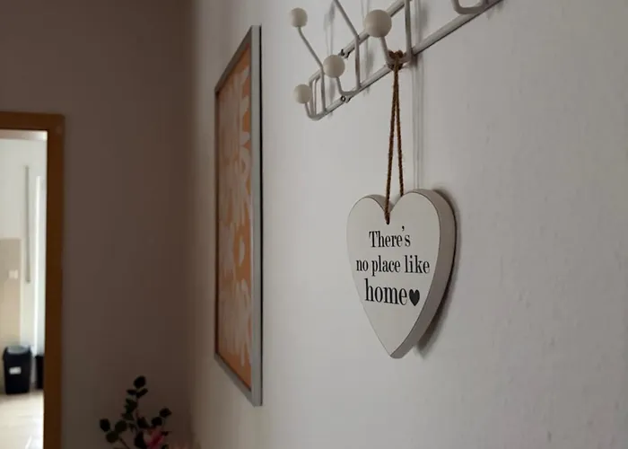 아파트 Ruhige, Zentrale 90 Qm In - Parkplatz Inklusive *