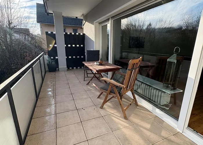 Ruhige, Zentrale 90 Qm In - Parkplatz Inklusive * 바트잘츠우프렌